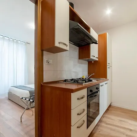 Avignonesi 04 - Fromhometorome Appartement *