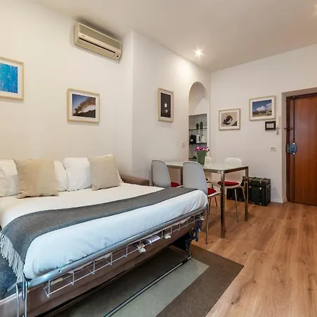 Avignonesi 04 - Fromhometorome * Řím