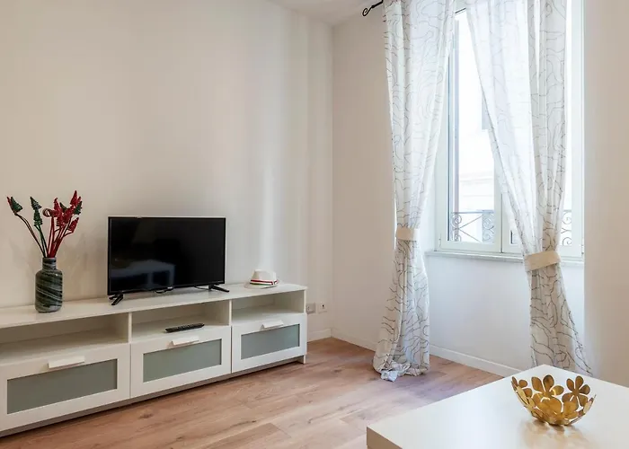 Avignonesi 04 - Fromhometorome Apartman *